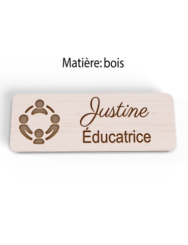 Badge personnalisé éducatrice, motif éducation et développement de l'enfant, vue en biais 2