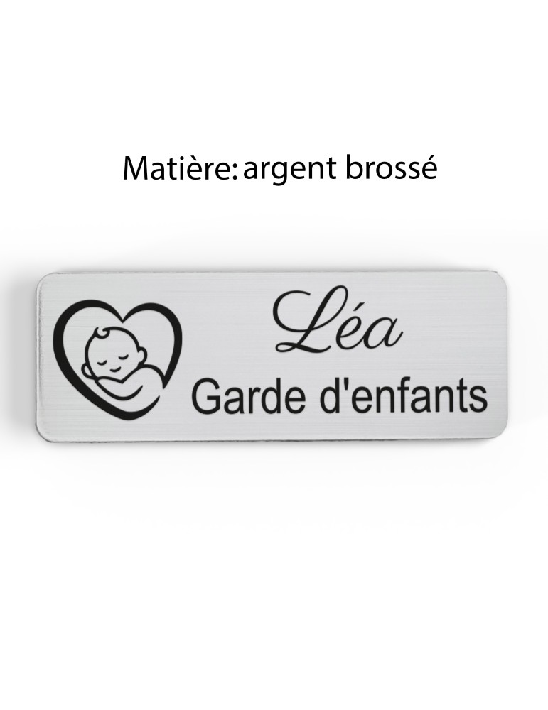 Badge personnalisé garde d'enfants, motif garde et accompagnement des enfants, finition argent brossé