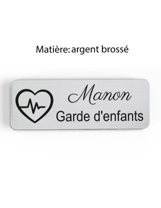 Badge personnalisé garde d'enfants, motif garde et accompagnement des enfants, finition argent brossé
