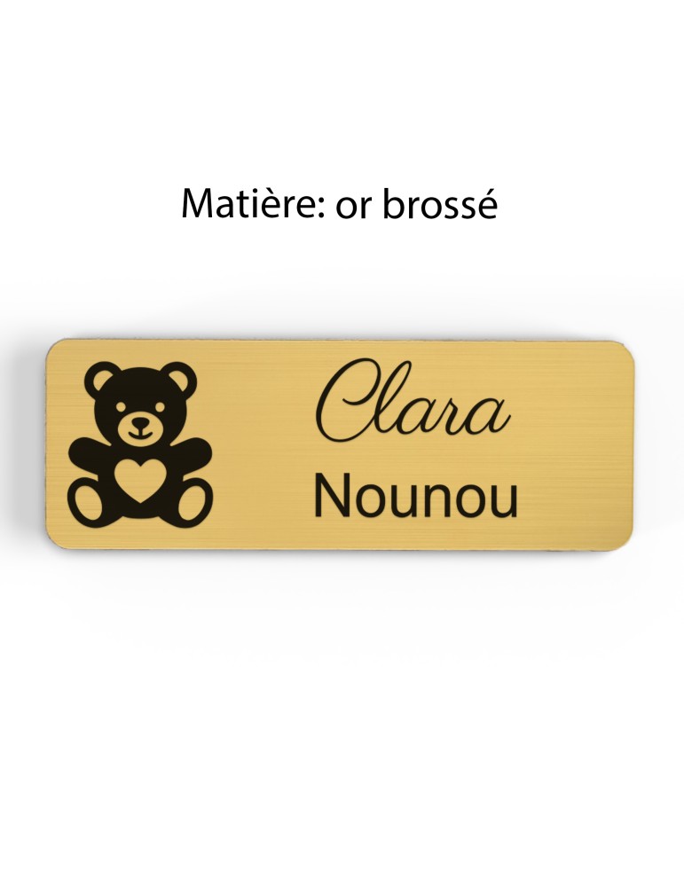 Badge personnalisé nounou, motif enfance et garde à domicile, finition or brossé