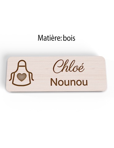 Badge personnalisé nounou, motif enfance et garde à domicile, vue en biais 2