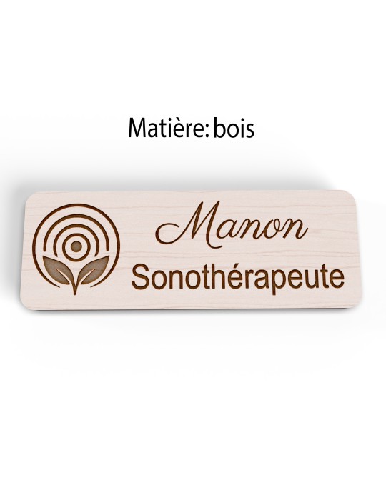 Badge personnalisé sonothérapeute, motif sonothérapie et vibrations sonores, version bois vue à plat