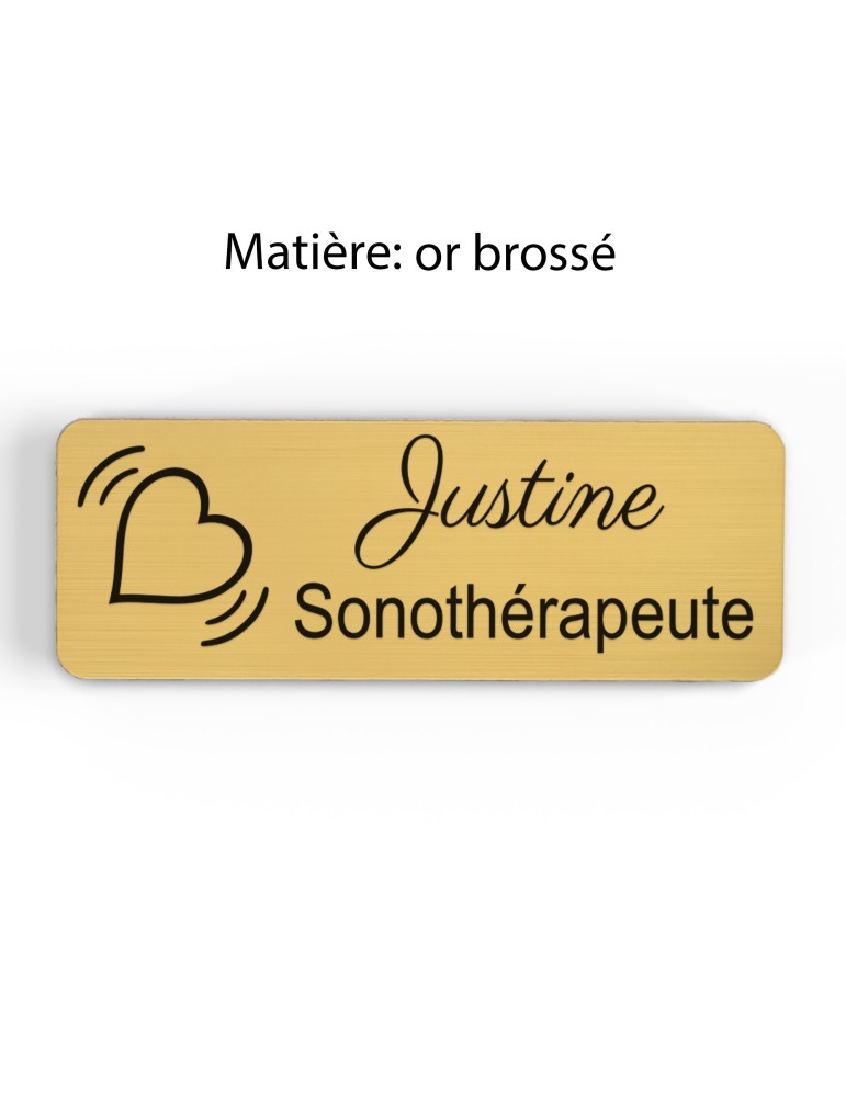 Badge personnalisé sonothérapeute, motif sonothérapie et vibrations sonores, finition or brossé