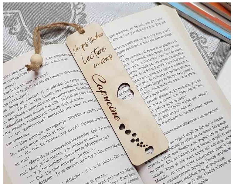 Marque page personnalisable en bois cœur
