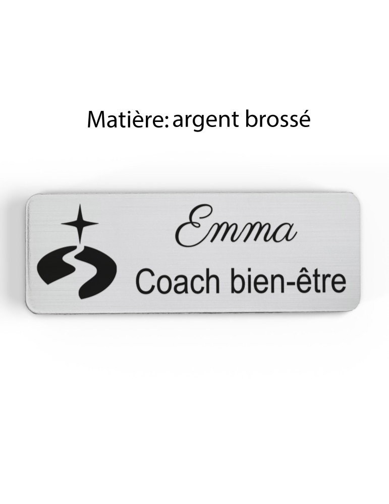 Badge personnalisé coach bien-être, motif coaching et épanouissement, finition argent brossé