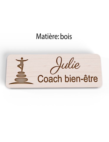 Badge personnalisé coach bien-être, motif coaching et épanouissement, vue en biais 2