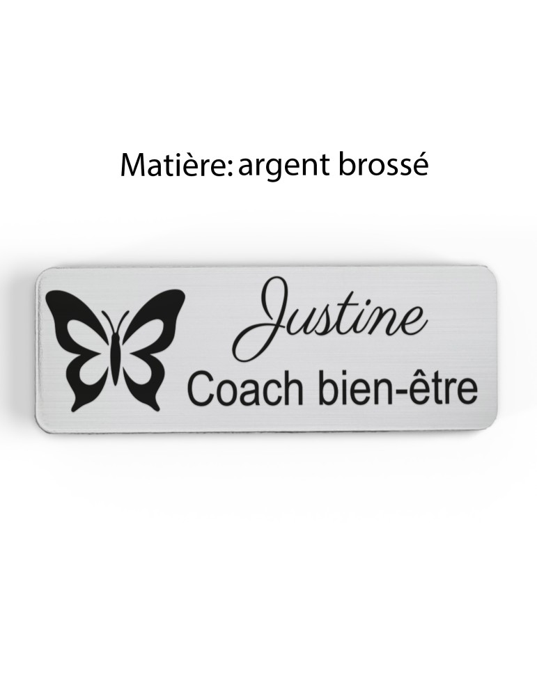 Badge personnalisé coach bien-être, motif coaching et épanouissement, finition argent brossé