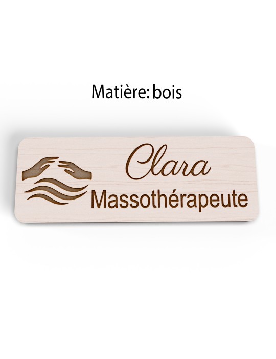 Badge personnalisé massothérapeute, motif massage et détente, version bois vue à plat