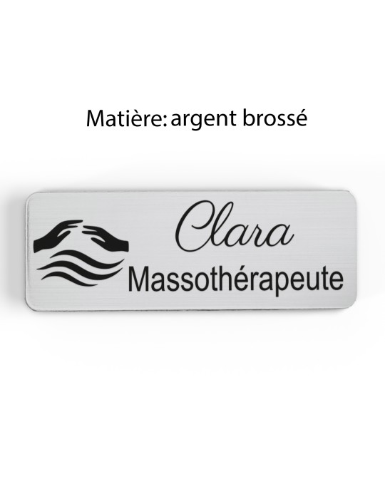 Badge personnalisé massothérapeute, motif massage et détente, finition argent brossé