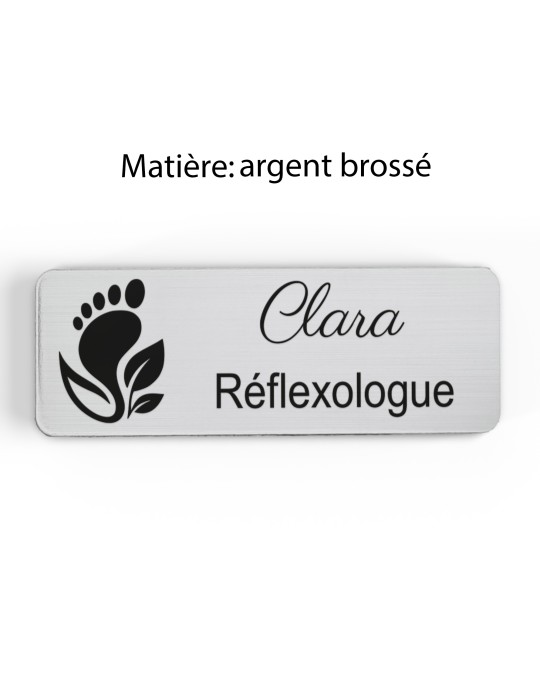 Badge personnalisé réflexologue, motif réflexologie plantaire et palmaire, finition argent brossé