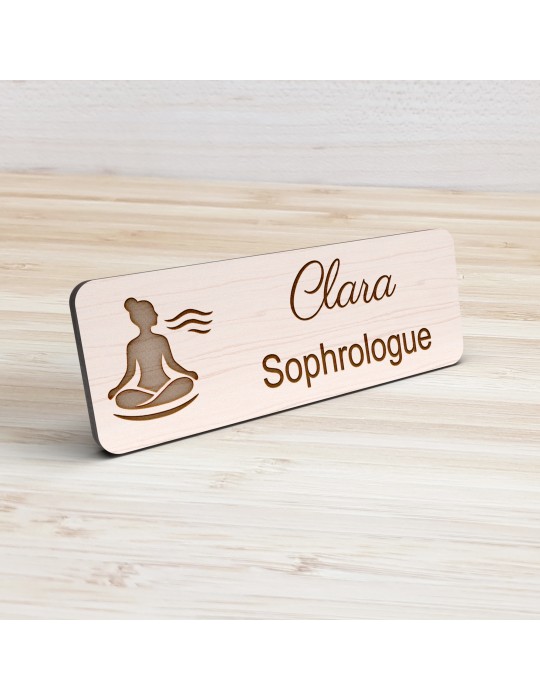 Badge personnalisé sophrologue, motif sophrologie et respiration, vue de présentation