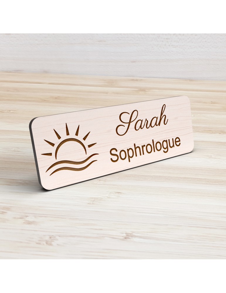 Badge personnalisé sophrologue, motif sophrologie et respiration, vue de présentation