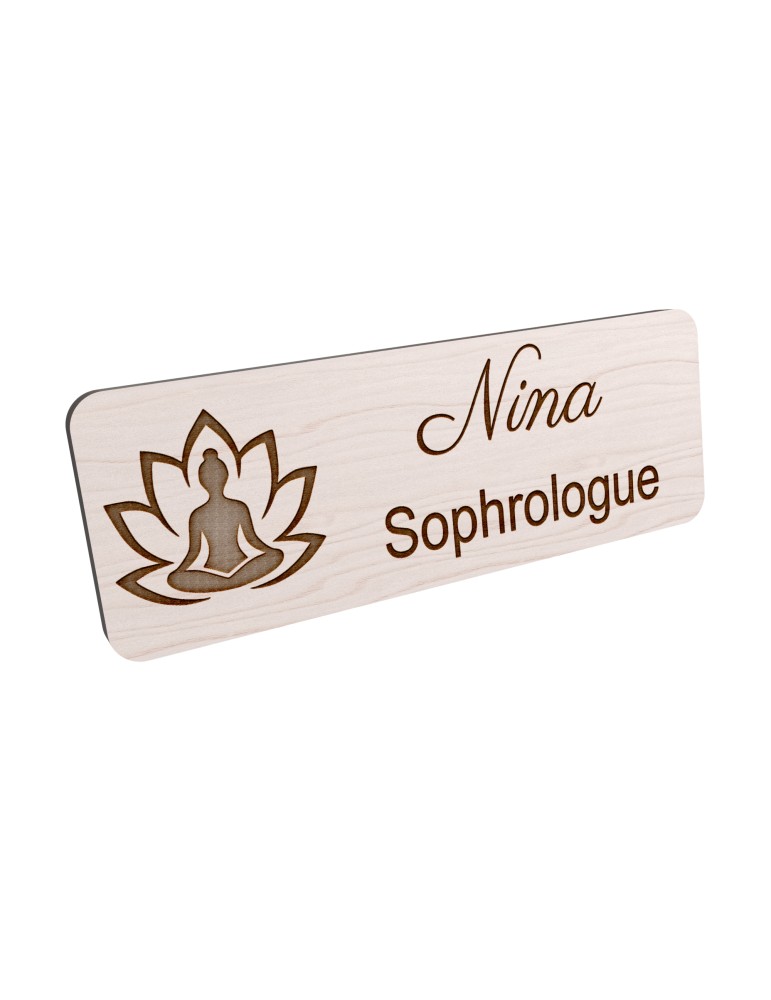 Badge personnalisé sophrologue, motif sophrologie et respiration, vue en biais