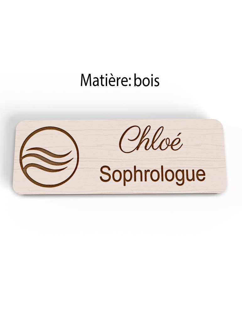Badge personnalisé sophrologue, motif sophrologie et respiration, version bois vue à plat