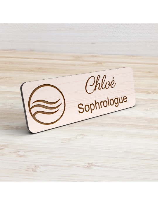 Badge personnalisé sophrologue, motif sophrologie et respiration, vue de présentation