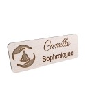 Badge personnalisé sophrologue, motif sophrologie et respiration, vue en biais