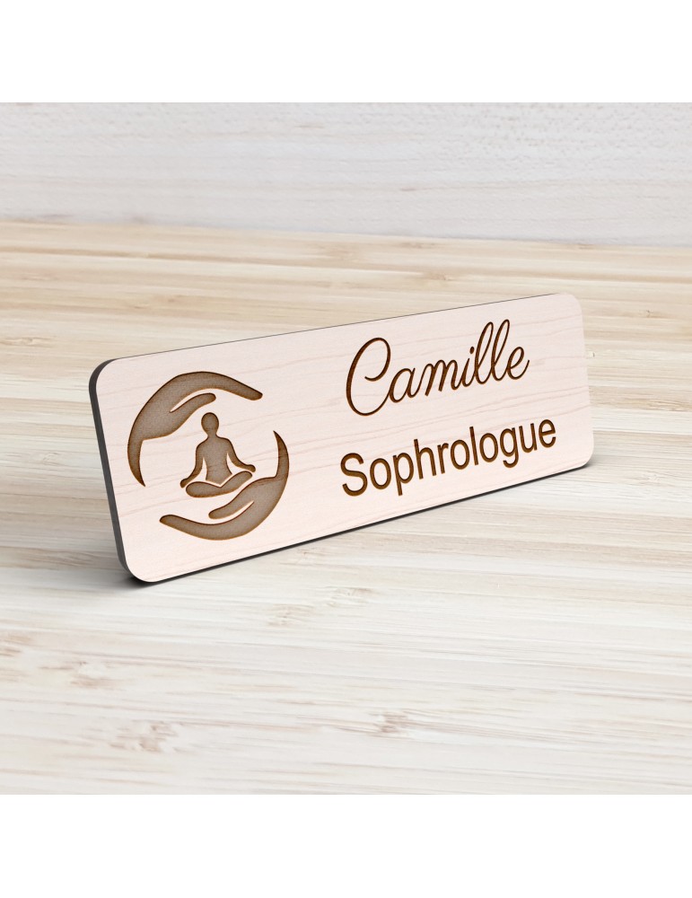 Badge personnalisé sophrologue, motif sophrologie et respiration, vue de présentation