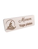 Badge personnalisé yoga et pilates, motif yoga, Pilates et mouvement, vue en biais