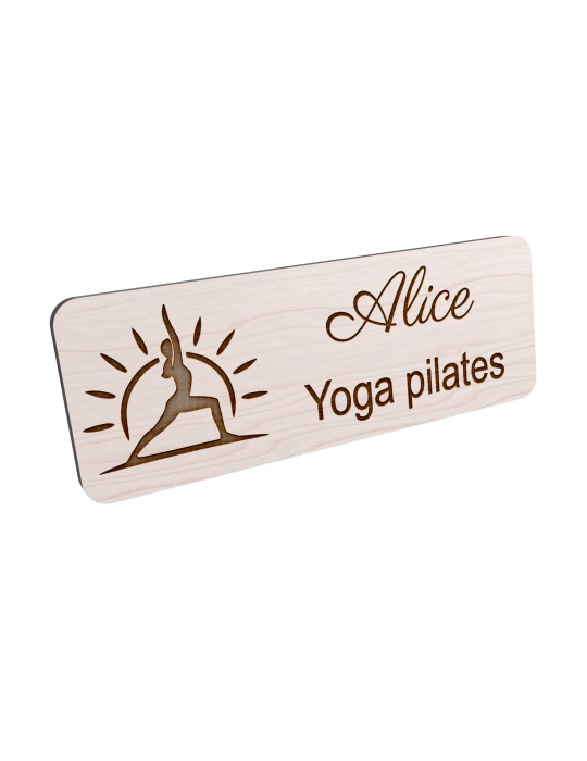 Badge personnalisé yoga et pilates, motif yoga, Pilates et mouvement, vue en biais